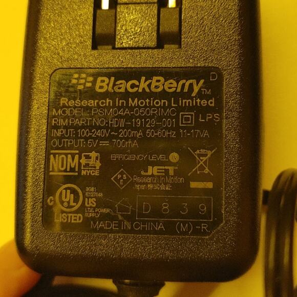 OEM Blackberry D839 Phone Charger Adapter Power Supply PSM04A-050RIMC - Picture 1 of 2